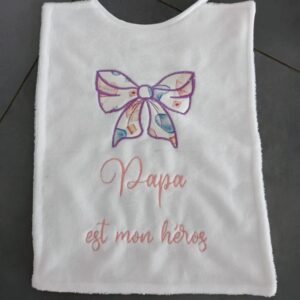 Grand bavoir personnalise brodé