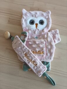 Doudou en forme d’animal en tissu doux, fait main pour bébé Doudou animal bébé, doux et rassurant, confectionné à la main Doudou en forme d’animal, compagnon câlin pour bébé