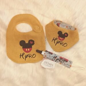 bavoir personnalise hyro